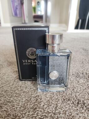 Versace Pour Homme Blue and Silver Coloured Eau de Toilette Bottle